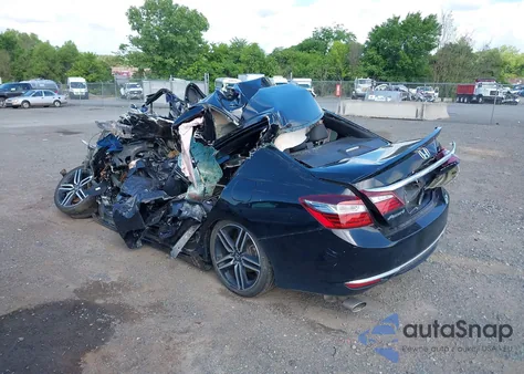 2017 Honda Accord Sport z USA, uszkodzony, nr VIN 1HGCR2F58HA205509